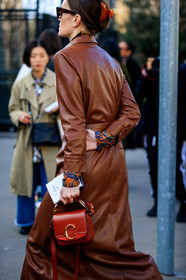brown coat, chloé, leather bag, leather coat, red bag, sunglasses, PARIS, PFW, street style, jonathan paciullo, FW, frenchystyle, fashion week, AUTUMN WINTER 2019-2020, AW 19-20, FALL WINTER 2019-2020, FW 19-20, vertical, atmosphere details, detail