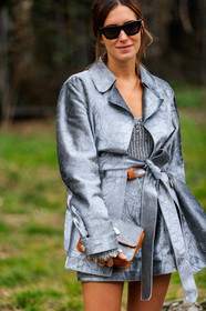 gala gonzalez, grey bag, grey belt, grey jacket, grey shorts, grey sweater, leather bag, sunglasses, tone on tone, total look grey, MILAN, MFW, fashion week, frenchystyle, FW, jonathan paciullo, street style, AUTUMN WINTER 2019-2020, AW 19-20, FALL WINTER 2019-2020, FW 19-20, vertical, atmosphere details, detail