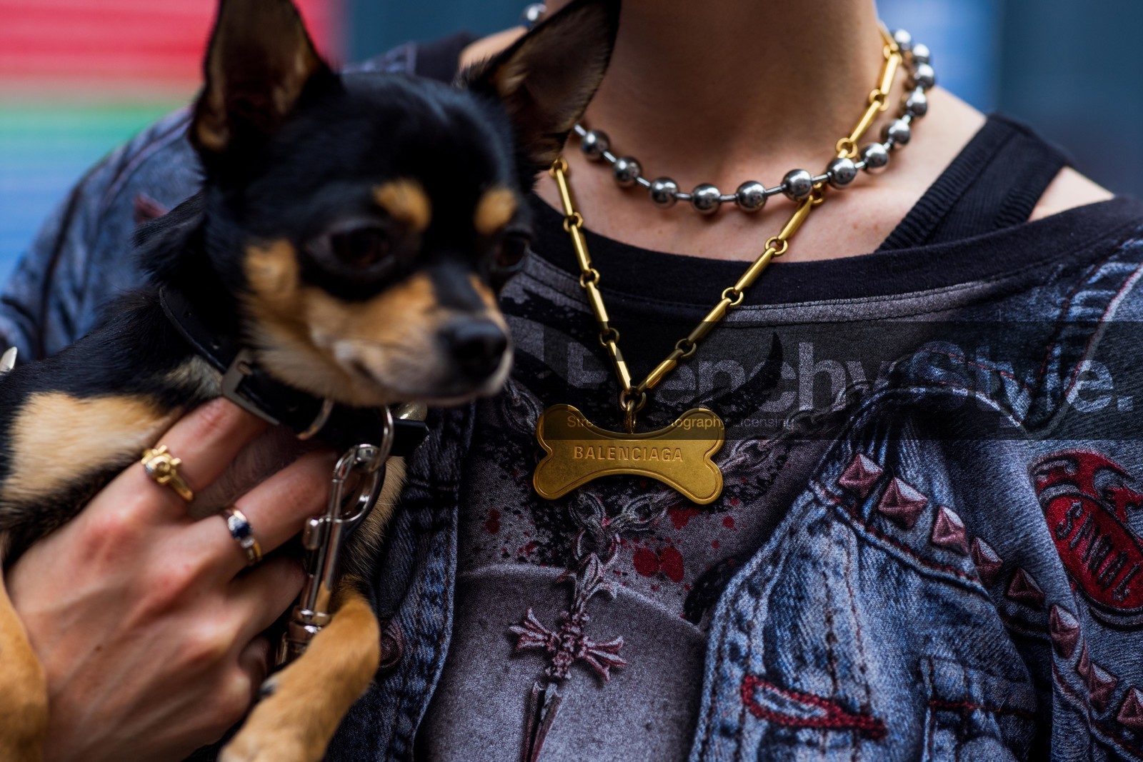 details, necklace, silver, denim, print, fashion week, frenchystyle, FW, jonathan paciullo, street style, SPRING SUMMER 2022, SS 22, LFW, LONDON, horizontal, atmosphere details, detail