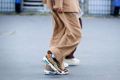 street style, jonathan paciullo, FW, frenchystyle, fashion week, PFW, PARIS, SPRING SUMMER 2019, SS 19, horizontal, atmosphere details, detail