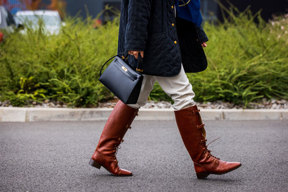 bag, black bag, boots, camel boots, Geraldine Boublil, hermes bag, jacket, leather bag, leather boots, navy jacket, quilted jacket, fashion week, frenchystyle, FW, jonathan paciullo, street style, PFW, PARIS, SPRING SUMMER 2022, SS 22, atmosphere details, horizontal