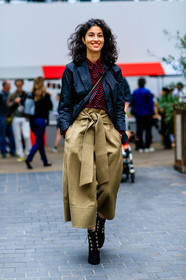 beige pants, black boots, black coat, black jacket, caroline issa, fashion week, frenchystyle, full length, FW, high heels, jonathan paciullo, leather boots, leather shoes, LFW, LONDON, oversize, polka dot, printed shirt, SPRING SUMMER 2017, SS 17, street style, trousers, vertical, wide pants, woman