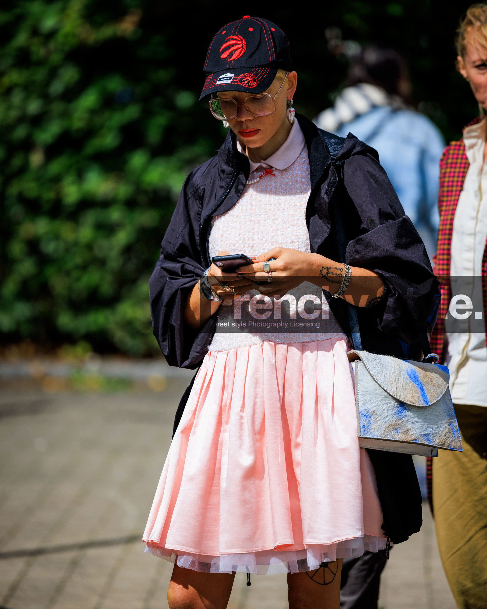 fashion week, frenchystyle, FW, jonathan paciullo, street style, COPENHAGEN, SPRING SUMMER 2024, SS 24, vertical, atmosphere details, detail