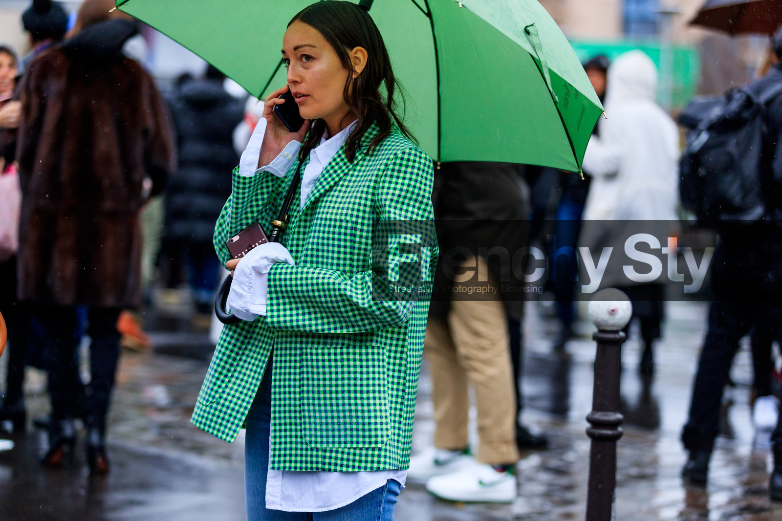 atmosphere details, AUTUMN WINTER 2017-2018, AW 17-18, blazer, blue denim, checked jacket, denim pants, detail, FALL WINTER 2017-2018, fashion week, frenchystyle, FW, FW 17-18, gingham, graphic jacket, green jacket, horizontal, jeans, jonathan paciullo, PARIS, PFW, plaid, printed jacket, rachael wang, street style, tartan, trousers, white shirt