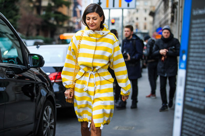 atmosphere details, AUTUMN WINTER 2016-2017, AW 16-17, belted coat, detail, FALL WINTER 2016-2017, fashion week, frenchystyle, FW, FW 16-17, geometric, giovanna battaglia, hood, horizontal, jonathan paciullo, LFW, LONDON, MENSWEAR, street style, stripes, white, yellow, yellow coat