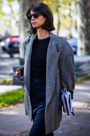 black pants, black sunglasses, black t-shirt, coat, grey coat, pants, strass sunglasses, sunglasses, t-shirt, street style, jonathan paciullo, FW, frenchystyle, fashion week, PFW, PARIS, SPRING SUMMER 2022, SS 22, vertical, atmosphere details