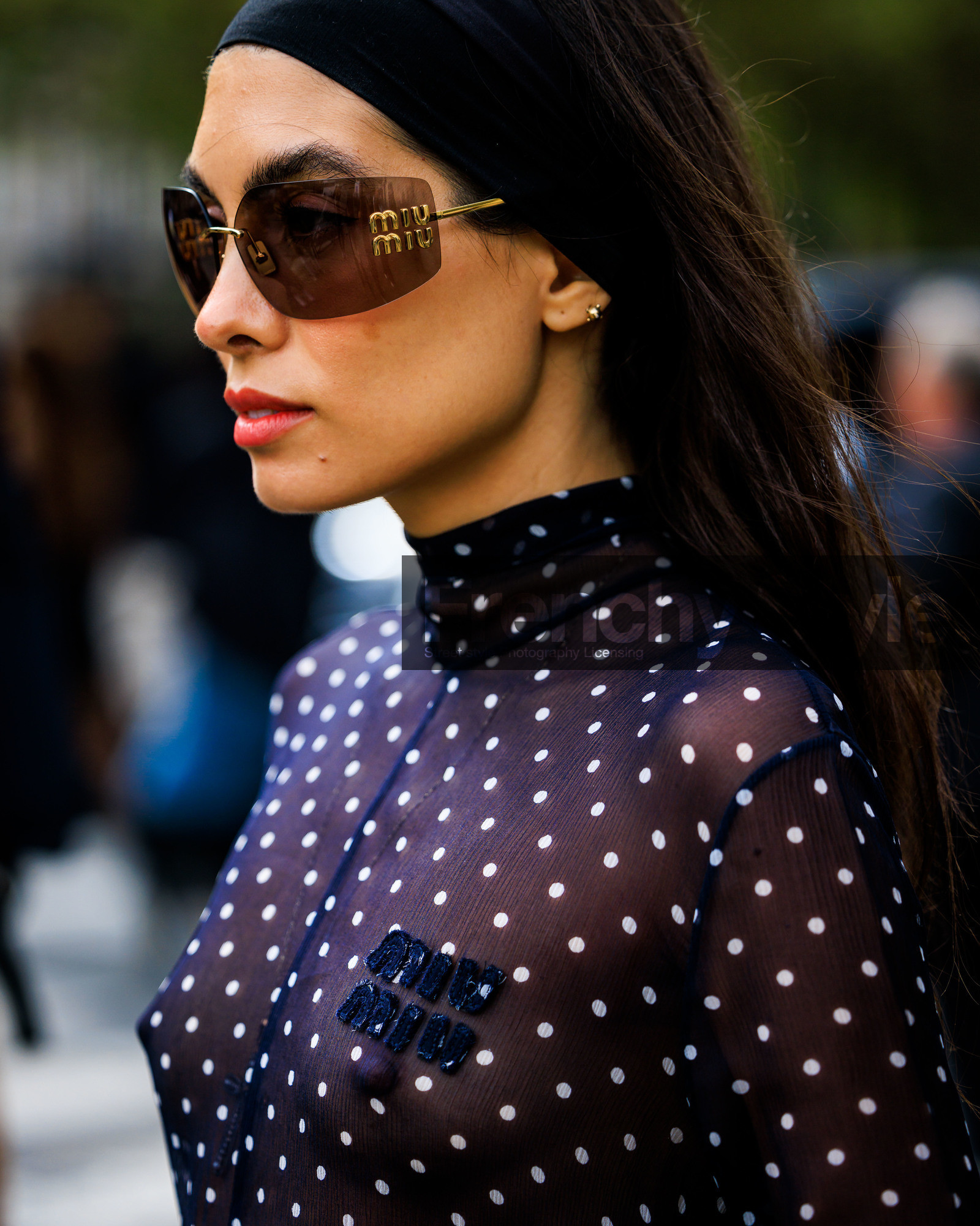 PARIS, PFW, fashion week, frenchystyle, FW, jonathan paciullo, street style, SPRING SUMMER 2024, SS 24, vertical, atmosphere details, detail