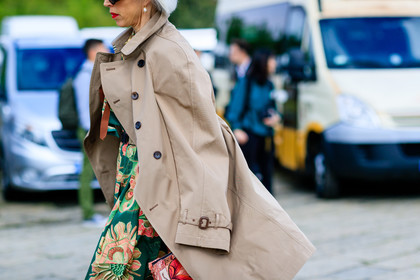 atmosphere details, beige coat, detail, fashion week, frenchystyle, FW, green dress, horizontal, jonathan paciullo, MFW, MILAN, printed dress, SPRING SUMMER 2017, SS 17, street style, trench coat
