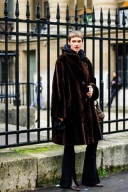 furry coat, brown coat, black hoodie, model, flared pants, open cut trousers, brown boots, short hair, airpods, studded bag, brown bag, fashion week, frenchystyle, FW, jonathan paciullo, street style, PFW, PARIS, menswear, AUTUMN WINTER 2022-2023, FALL WINTER 2022-2023, FW 22-23, full length, vertical