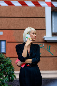 atmosphere details, black belt, black jumpsuit, detail, fashion week, frenchystyle, FW, iphone, jonathan paciullo, MFW, MILAN, red lips, SPRING SUMMER 2017, SS 17, street style, vertical