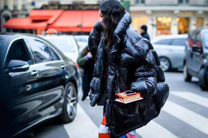balenciaga, black jacket, leather bag, multicolor bag, multicolor skirt, olympia le tan, printed clutch, down jacket, oversize, fashion week, frenchystyle, FW, jonathan paciullo, street style, PFW, PARIS, SPRING SUMMER 2017, SS 17, HAUTE COUTURE, atmosphere details, detail, horizontal, tina leung
