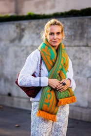black ring, Blanca Miro, color, green scarf, knitwear, lacoste look, orange scarf, pants, printed pants, ref bag, ring, scarf, white jumper, white knitwear, white pants, lacoste, fashion week, frenchystyle, FW, jonathan paciullo, street style, PFW, PARIS, SPRING SUMMER 2022, SS 22, vertical, atmosphere details