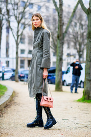 AUTUMN WINTER 2017-2018, AW 17-18, black shoes, FALL WINTER 2017-2018, fashion week, frenchystyle, full length, FW, FW 17-18, green coat, high boots, jonathan paciullo, jw anderson, lace up shoes, leather bag, leather shoes, PARIS, PFW, pink bag, street style, veronika heilbrunner, vertical
