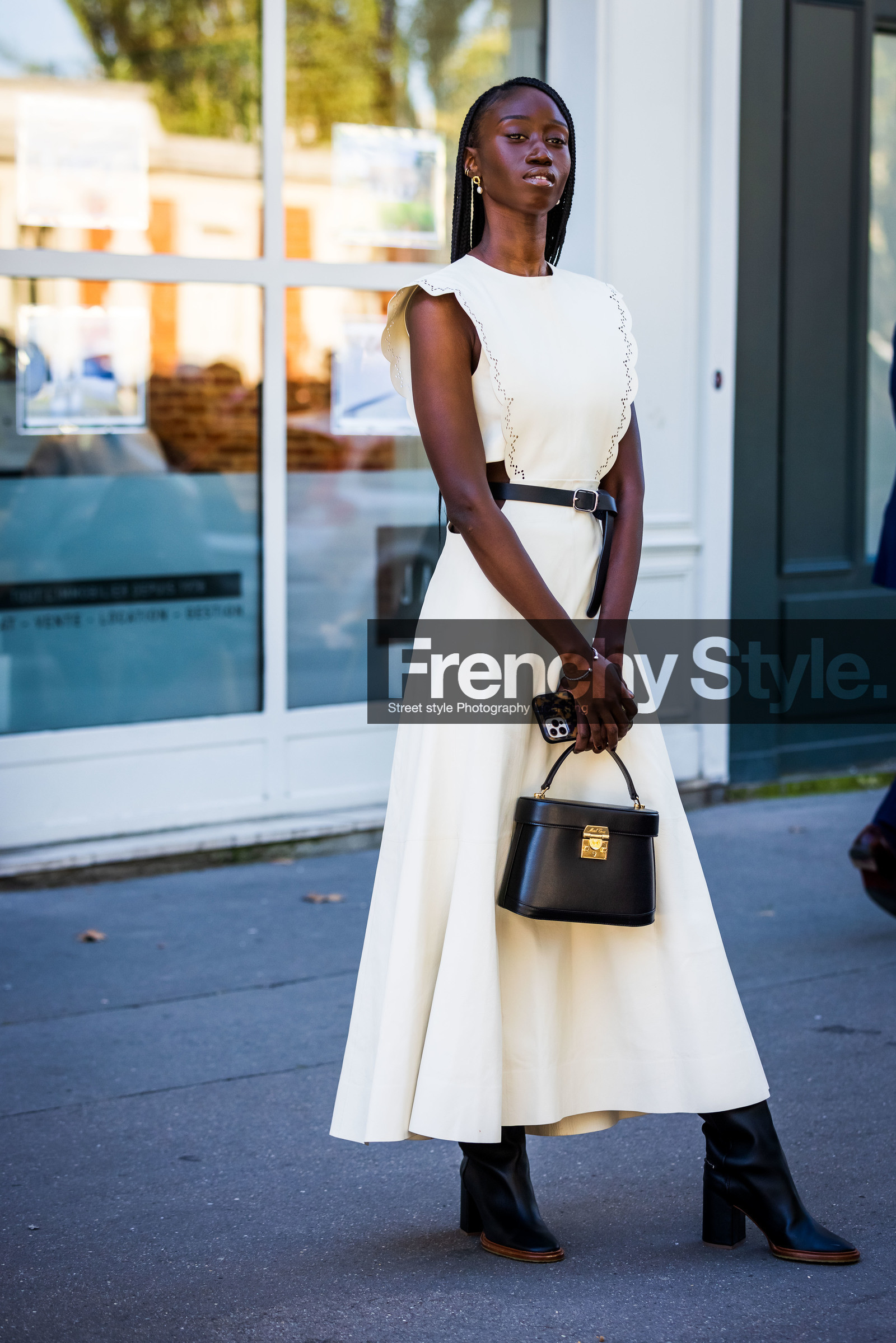 bag, belt, black bag, black belt, black boots, boots, dress, earrings, ecru dress, gold earrings, leather bag, leather boots, long dress, street style, jonathan paciullo, FW, frenchystyle, fashion week, PFW, PARIS, SPRING SUMMER 2022, SS 22, vertical, full length, model