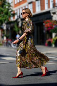 brown scale sunglasses, butterfly sunglasses, multi earrings, golden earrings, pearl earrings, cachemere printed dress, lurex dress, hermes watch, high heels shoes, red shoes, fashion week, frenchystyle, FW, jonathan paciullo, street style, vertical, full length