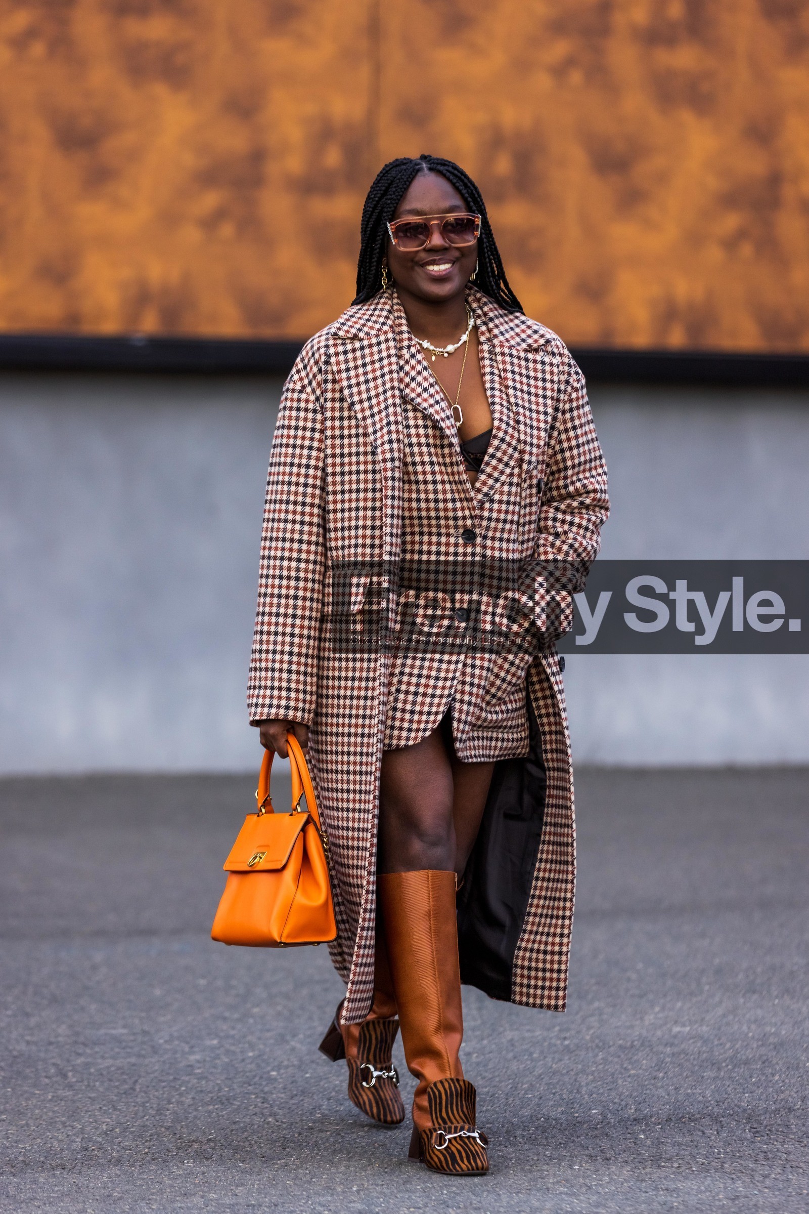 bag, boots, brown blazer, brown coat, camel boots, coat, gucci boots, houndstooth, leather bag, Lois Opoku, necklace, orange bag, pearl necklace, printed blazer, printed coat, sunglasses, street style, jonathan paciullo, FW, frenchystyle, fashion week, PFW, PARIS, SPRING SUMMER 2022, SS 22, vertical, full length