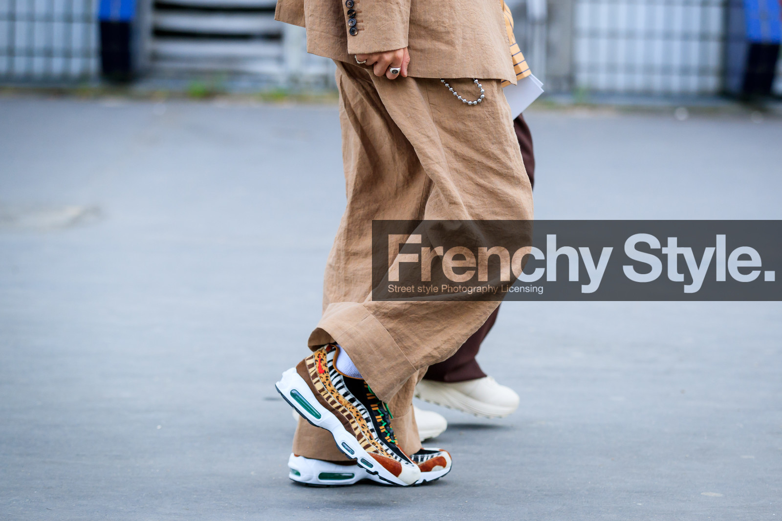 street style, jonathan paciullo, FW, frenchystyle, fashion week, PFW, PARIS, SPRING SUMMER 2019, SS 19, horizontal, atmosphere details, detail