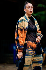 hera pradel, talel bag, black leather bag, mini bag, hand bag, box bag, fur jacket, fur pants, orange jacket, orange pants, yellow jacket, yellow pants, printed jacket, printed pants, jogging pants, sportswear, sportswear jacket, zipped jacket, landscape printed jacket, landscape printed pants, black top, sheer top, velvet top, multicolor jacket, multicolor pants, fashion week, frenchystyle, FW, jonathan paciullo, street style, PFW, PARIS, SPRING SUMMER 2021, SS 21, vertical, atmosphere details, detail