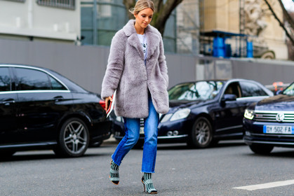 atmosphere details, AUTUMN WINTER 2017-2018, AW 17-18, black and white shoes, blue denim, Charlotte Groeneveld, denim pants, FALL WINTER 2017-2018, fashion week, frenchystyle, full length, fur jacket, FW, FW 17-18, graphic shoes, grey fur, grey jacket, high heels, horizontal, jeans, jonathan paciullo, leather shoes, PARIS, PFW, printed shoes, street style, trousers