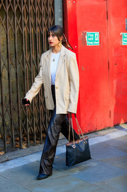 beige jacket, black bag, black pants, black shoes, blazer, earrings, eyeliner, leather bag, leather pants, leather shoes, necklace, red lips, trousers, white t shirt, fashion week, frenchystyle, FW, jonathan paciullo, street style, LFW, LONDON, AUTUMN WINTER 2019-2020, AW 19-20, FW 19-20, FALL WINTER 2019-2020, vertical, full length
