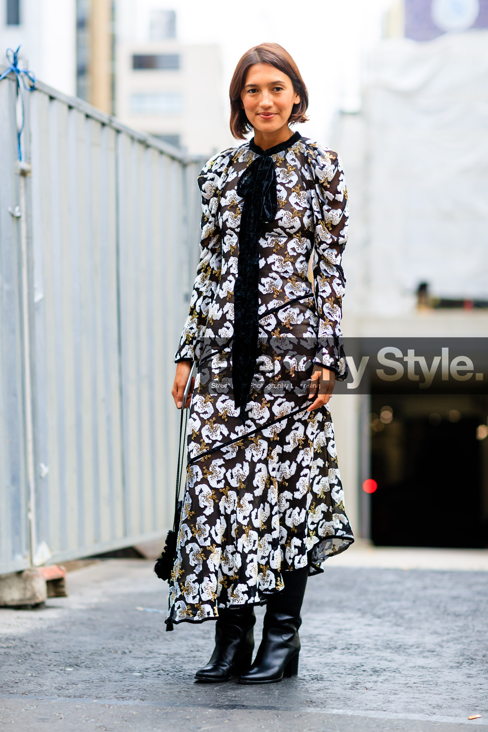 black and white, black boots, black dress, fashion week, frenchystyle, full length, FW, high heels, jonathan paciullo, leather shoes, LFW, LONDON, lurex, printed dress, SPRING SUMMER 2017, SS 17, street style, velvet, vertical, woman