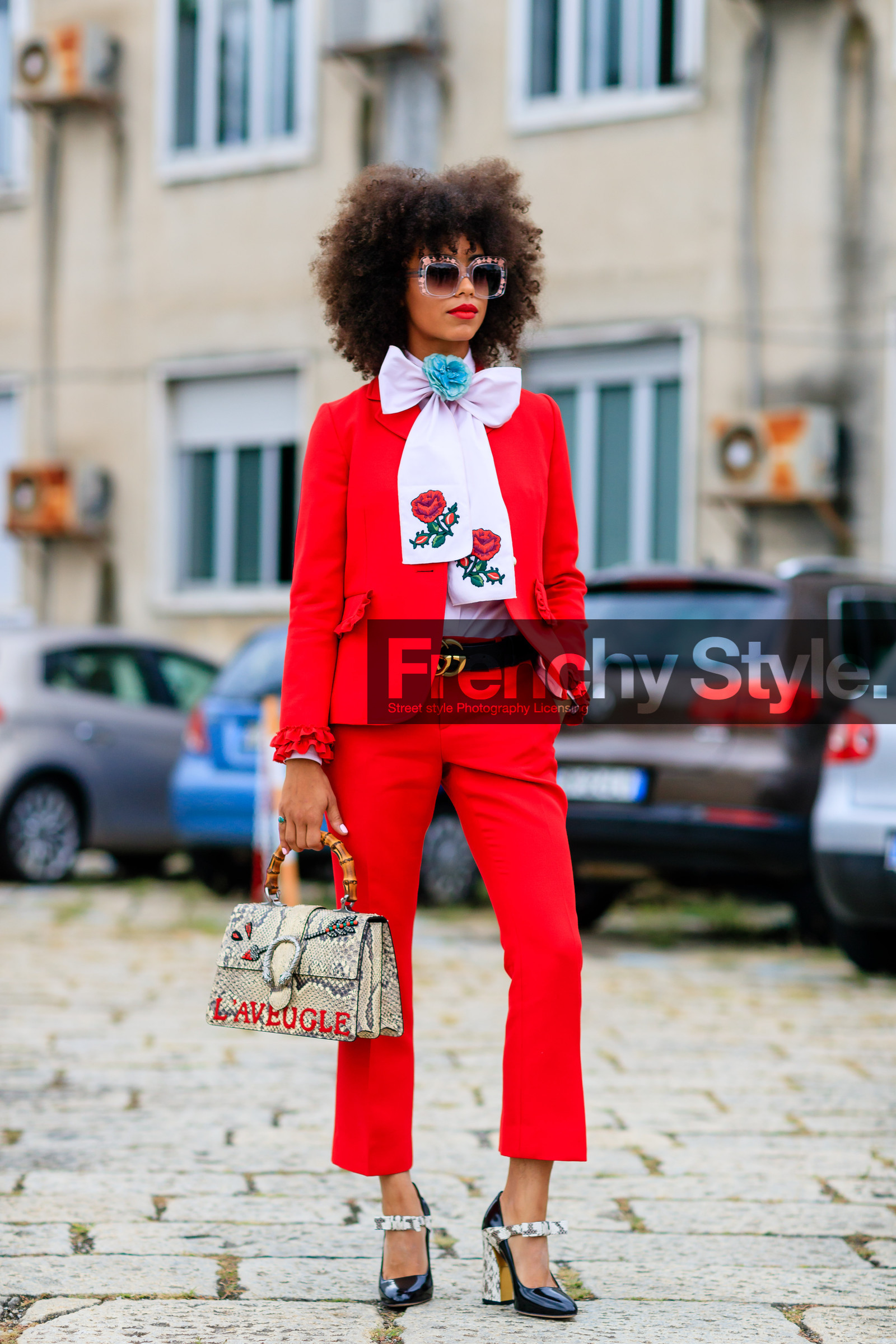 animal print, black and white shoes, black belt, black shoes, blazer, bow, bow collar, bow tie, curly hair, fashion week, floral, flower, frenchystyle, full length, FW, graphic bag, gucci, high heels, jonathan paciullo, leather bag, leather belt, leather shoes, message, MFW, MILAN, pink, printed bag, red, red jacket, red pants, red suit, snake print, SPRING SUMMER 2017, SS 17, street style, sunglasses, trousers, turquoise, vertical