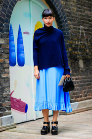 black bag, black wedges, blue skirt, blue sweater, clara cornet, céline, fashion week, frenchystyle, full length, FW, high heels, jonathan paciullo, leather bag, leather shoes, LFW, LONDON, navy sweater, SPRING SUMMER 2017, SS 17, street style, turquoise, vertical, woman