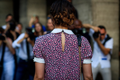 black bag, braids, floral, flowers, graphic dress, leather bag, miu miu, pink dress, printed dress, fashion week, frenchystyle, FW, jonathan paciullo, street style, PFW, PARIS, atmosphere details, horizontal, detail, AUTUMN WINTER 2018-2019, FALL WINTER 2018-2019, FW 18-19