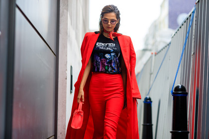 atmosphere details, black t shirt, detail, doina ciobanu, fashion week, frenchystyle, FW, horizontal, jonathan paciullo, leather bag, LFW, LONDON, over the shoulder, printed t shirt, red bag, red bandana, red coat, red pants, SPRING SUMMER 2017, SS 17, street style, sunglasses, trousers, woman
