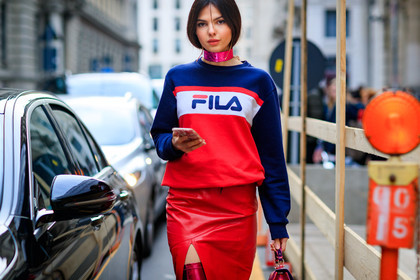 atmosphere details, AUTUMN WINTER 2017-2018, AW 17-18, choker, detail, doina ciobanu, FALL WINTER 2017-2018, fashion week, frenchystyle, FW, FW 17-18, graphic sweater, high boots, horizontal, jonathan paciullo, leather bag, leather boots, leather shoes, leather skirt, MFW, MILAN, necklace, printed sweater, red boots, red skirt, street style, vêtements