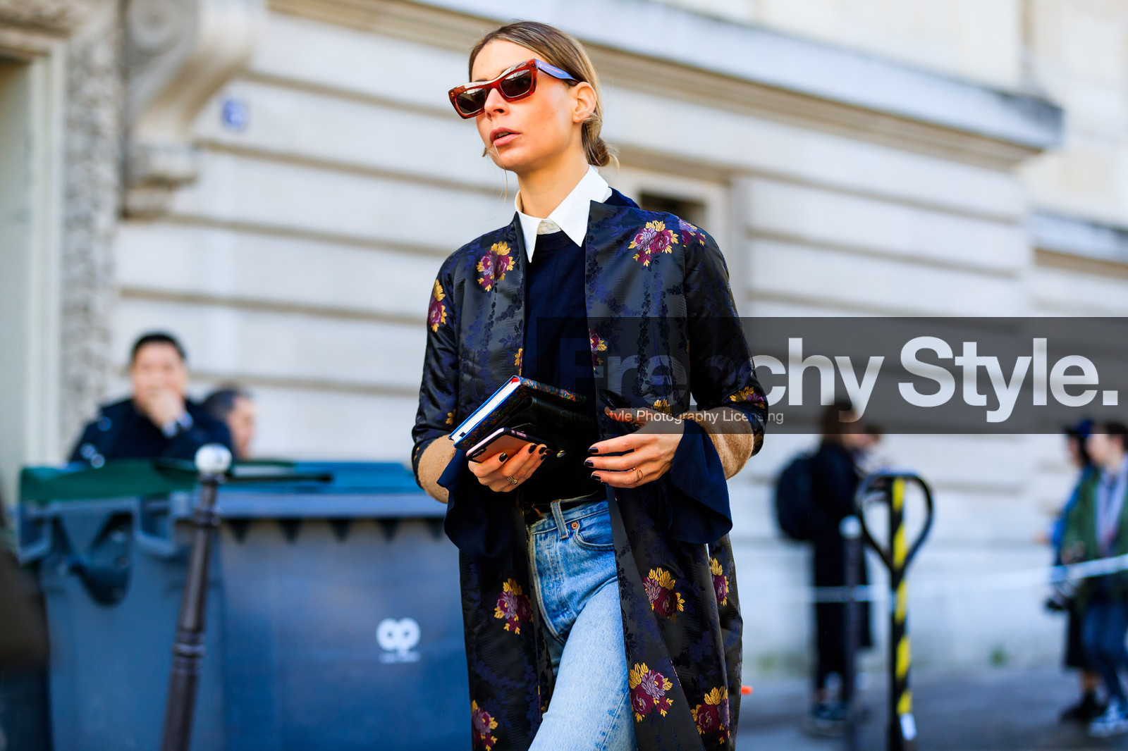 atmosphere details, AUTUMN WINTER 2017-2018, AW 17-18, black coat, black jacket, blue denim, denim pants, detail, FALL WINTER 2017-2018, fashion week, frenchystyle, FW, FW 17-18, horizontal, irina lakicevic, jeans, jonathan paciullo, leather bag, navy sweater, PARIS, PFW, printed coat, street style, sunglasses, trousers