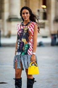 bag, black boots, boots, dress, fringes, leather bag, leather boots, louis vuitton bag, louis vuitton boots, louis vuitton look, multicolor, print, printed dress, red dress, silver watch, Tamara Kalinic, watch, yellow bag, fashion week, frenchystyle, FW, jonathan paciullo, street style, PFW, PARIS, SPRING SUMMER 2022, SS 22, vertical, atmosphere details