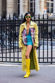 Aleali May, blue body, blue skirt, boots, coat, color, fluo green sunglasses, green sunglasses, leather boots, leather coat, mini skirt, print, printed coat, skirt, sunglasses, turquoise skirt, yellow boots, yellow coat, street style, jonathan paciullo, FW, frenchystyle, fashion week, PFW, PARIS, SPRING SUMMER 2022, SS 22, vertical, full length