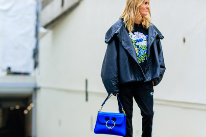 adidas, atmosphere details, black jacket, black pants, black t shirt, blanca miro, blue bag, detail, fashion week, floral, flower, frenchystyle, FW, hood, horizontal, jonathan paciullo, jw anderson, leather bag, leather jacket, LFW, LONDON, printed t shirt, SPRING SUMMER 2017, SS 17, street style, sweatpants, trousers, woman