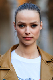 camel jacket, leather jacket, leather perfecto, printed t shirt, pulled back hair, white t shirt, fashion week, frenchystyle, FW, jonathan paciullo, street style, MFW, MILAN, AUTUMN WINTER 2018-2019, FALL WINTER 2018-2019, FW 18-19, vertical, detail, atmosphere details, portrait, model