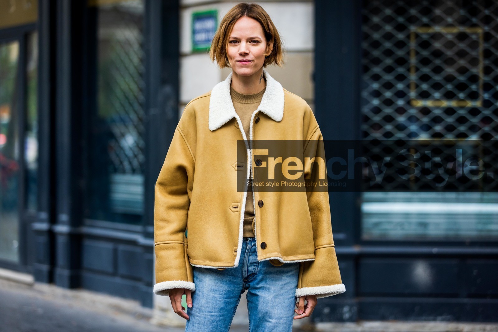 blue denim, blue jean, camel coat, coat, denim, Freja Beha Erichsen, jean, leather coat, shearling, street style, jonathan paciullo, FW, frenchystyle, fashion week, PFW, PARIS, SPRING SUMMER 2022, SS 22, horizontal, atmosphere details, model