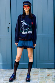 ana cristina, AUTUMN WINTER 2016-2017, AW 16-17, black cap, black socks, black sweater, blue shoes, choker, FALL WINTER 2016-2017, fashion week, frenchystyle, full length, FW, FW 16-17, grey dress, HAUTE COUTURE, high socks, jonathan paciullo, leather shoes, MENSWEAR, model, PARIS, PFW, printed sweater, street style, sunglasses, vertical