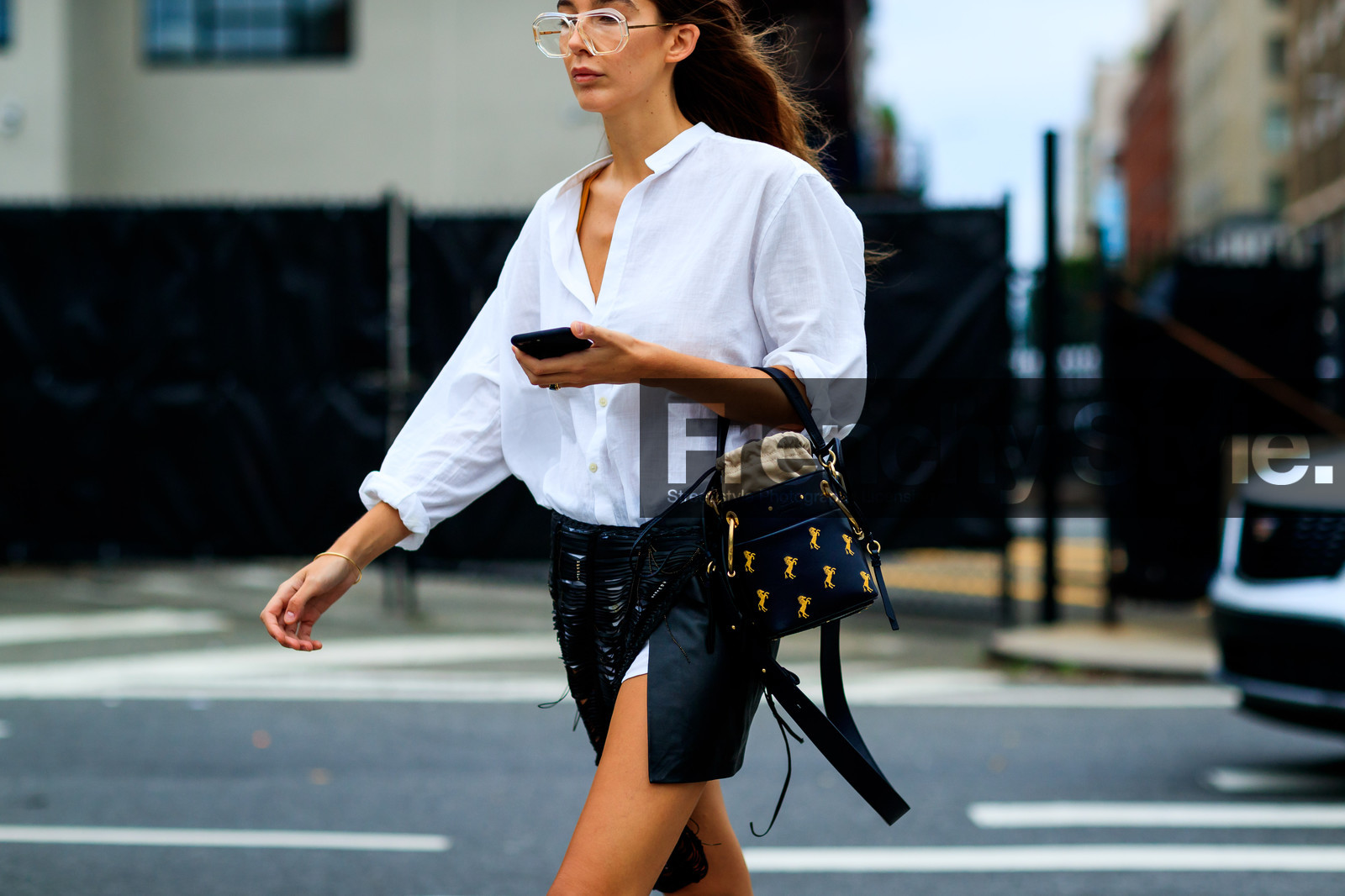 black bag, black skirt, chloé, estelle pigault, graphic bag, leather bag, leather skirt, printed bag, sunglasses, white shirt, fashion week, frenchystyle, FW, jonathan paciullo, street style, NYFW, NEW YORK, SPRING SUMMER 2019, SS 19, atmosphere details, horizontal, detail