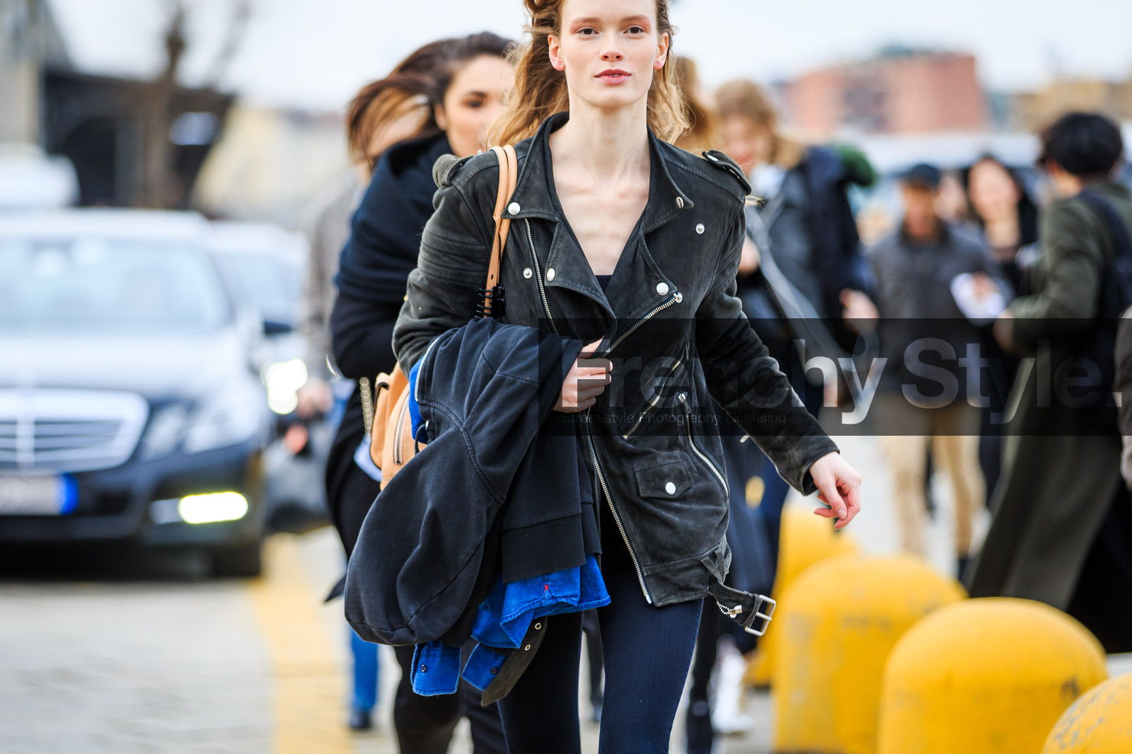 atmosphere details, AUTUMN WINTER 2016-2017, AW 16-17, black jacket, black perfecto, black sweater, blue denim, denim pants, detail, FALL WINTER 2016-2017, fashion week, frenchystyle, FW, FW 16-17, hoodie, horizontal, jeans, jonathan paciullo, leather jacket, leather perfecto, LFW, LONDON, MENSWEAR, model, street style, suede jacket, trousers