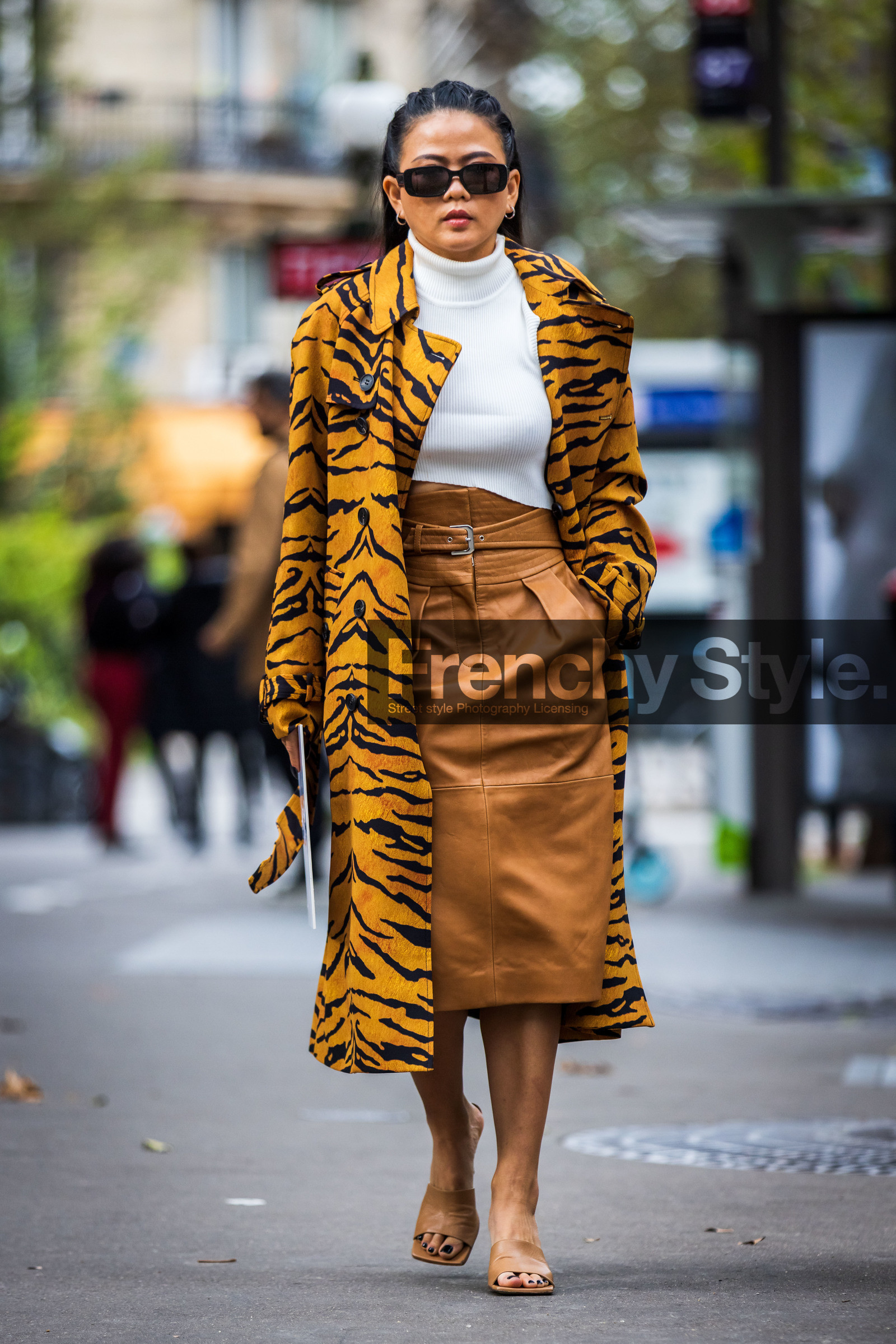 animal print, beige mules, black sunglasses, camel skirt, coat, leather mules, leather skirt, mules, Nichapat Suphap, printed coat, skirt, sunglasses, tiger print, turtleneck, white turtleneck, street style, jonathan paciullo, FW, frenchystyle, fashion week, PFW, PARIS, SPRING SUMMER 2022, SS 22, vertical, full length