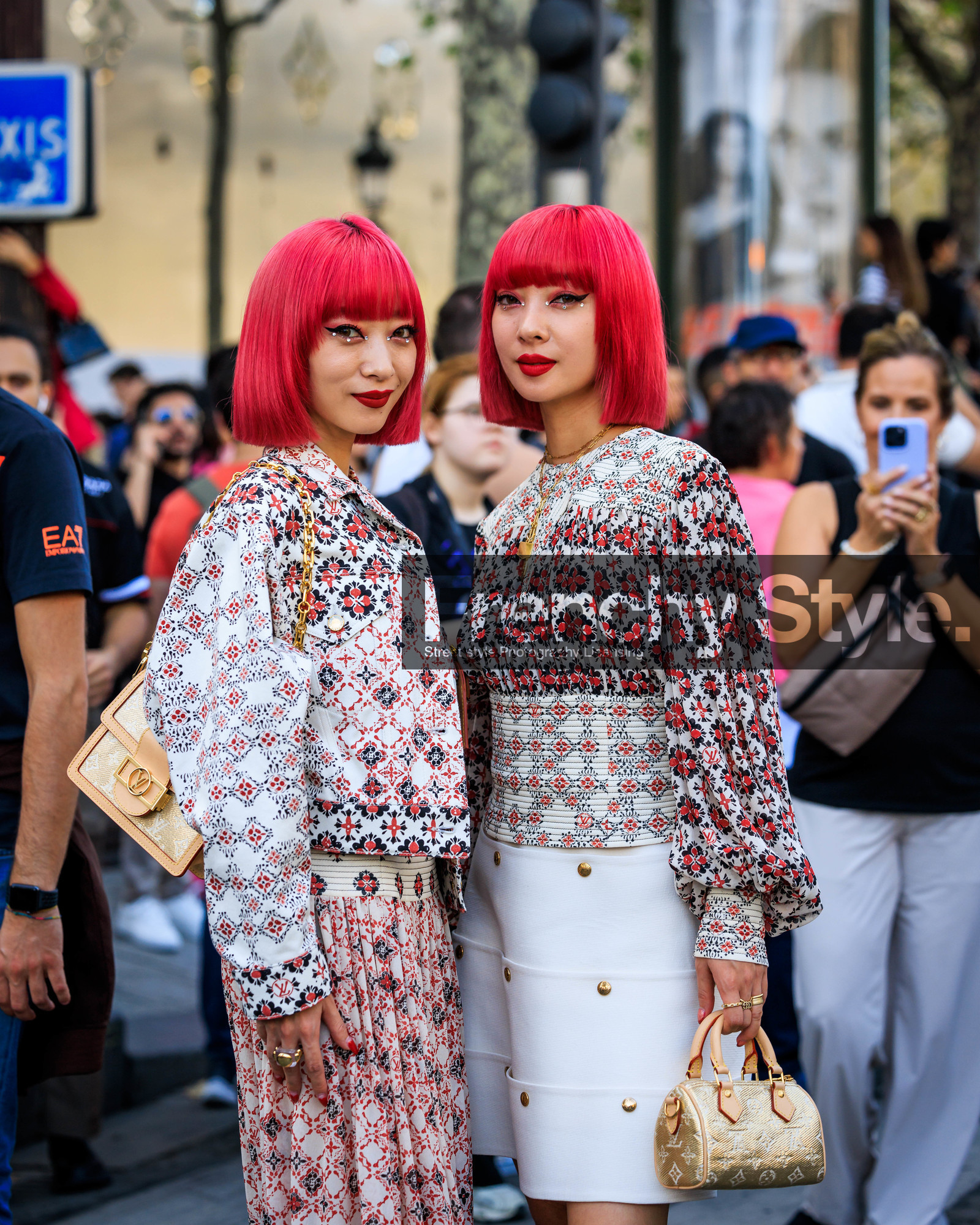 PARIS, PFW, fashion week, frenchystyle, FW, jonathan paciullo, street style, SPRING SUMMER 2024, SS 24, vertical, atmosphere details, detail