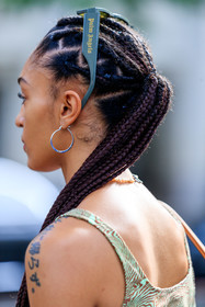 palm angels sunglasses, green sunglasses, square shape glasses, back details, hair details, haircut, plaited hair, hoop earrings, silvered earrings, fashion week, frenchystyle, FW, jonathan paciullo, street style, PFW, PARIS, AUTUMN WINTER 2021-2022, FALL WINTER 2021-2022, FW 21-22, vertical, atmosphere details, detail, model