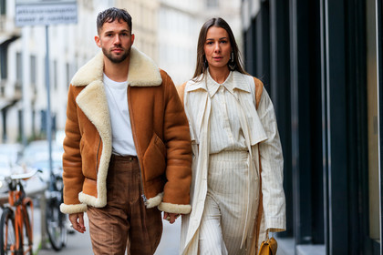 alice & j.s, brown pants, camel jacket, checked, fur collar, graphic pants, plaid, printed pants, shearling, stripes, trousers, white coat, white pants, white shirt, white t shirt, MILAN, MFW, fashion week, frenchystyle, FW, jonathan paciullo, street style, AUTUMN WINTER 2019-2020, AW 19-20, FALL WINTER 2019-2020, FW 19-20, atmosphere details, detail, horizontal
