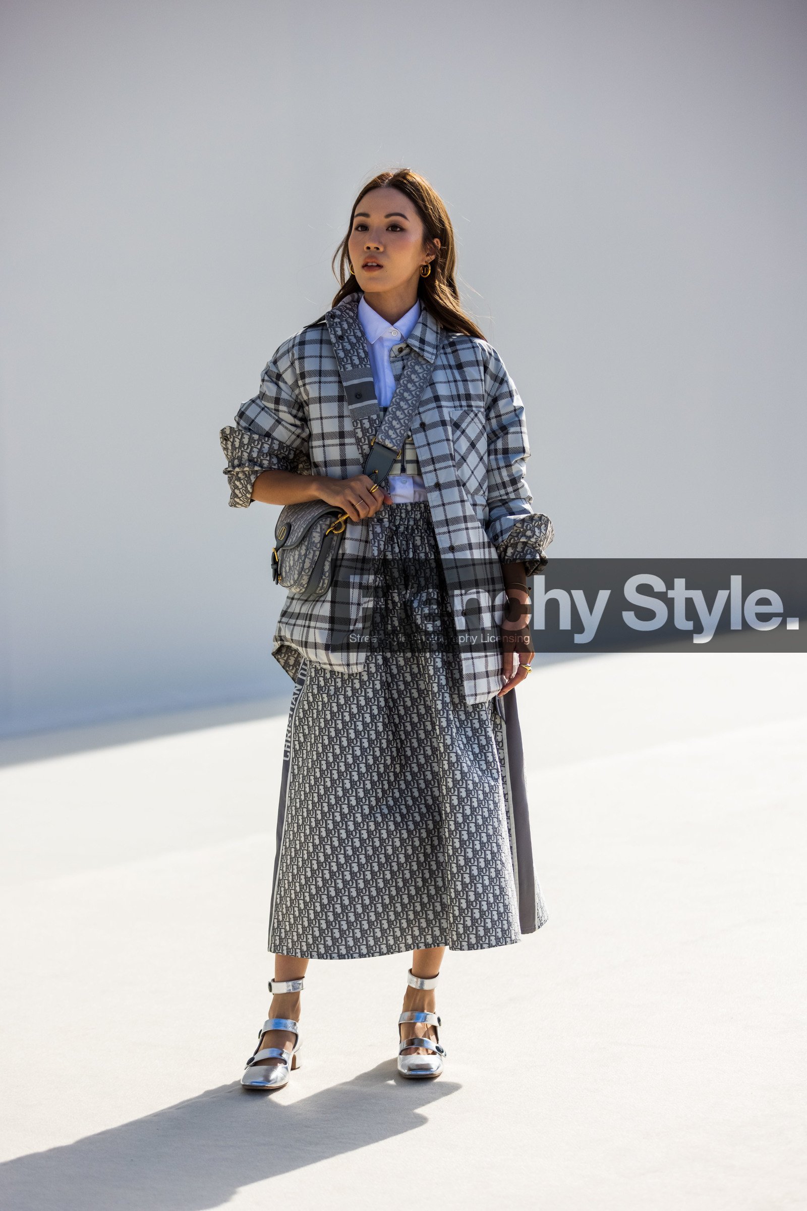 babies, checked shirt, crossbody bag, dior logo, dior look, grey bag, grey shirt, grey skirt, logo bag, logo print, long skirt, print, printed bag, printed skirt, shirt, silver babies, silver sandals, silver shoes, skirt, white shirt, street style, jonathan paciullo, FW, frenchystyle, fashion week, PFW, PARIS, SPRING SUMMER 2022, SS 22, vertical, full length
