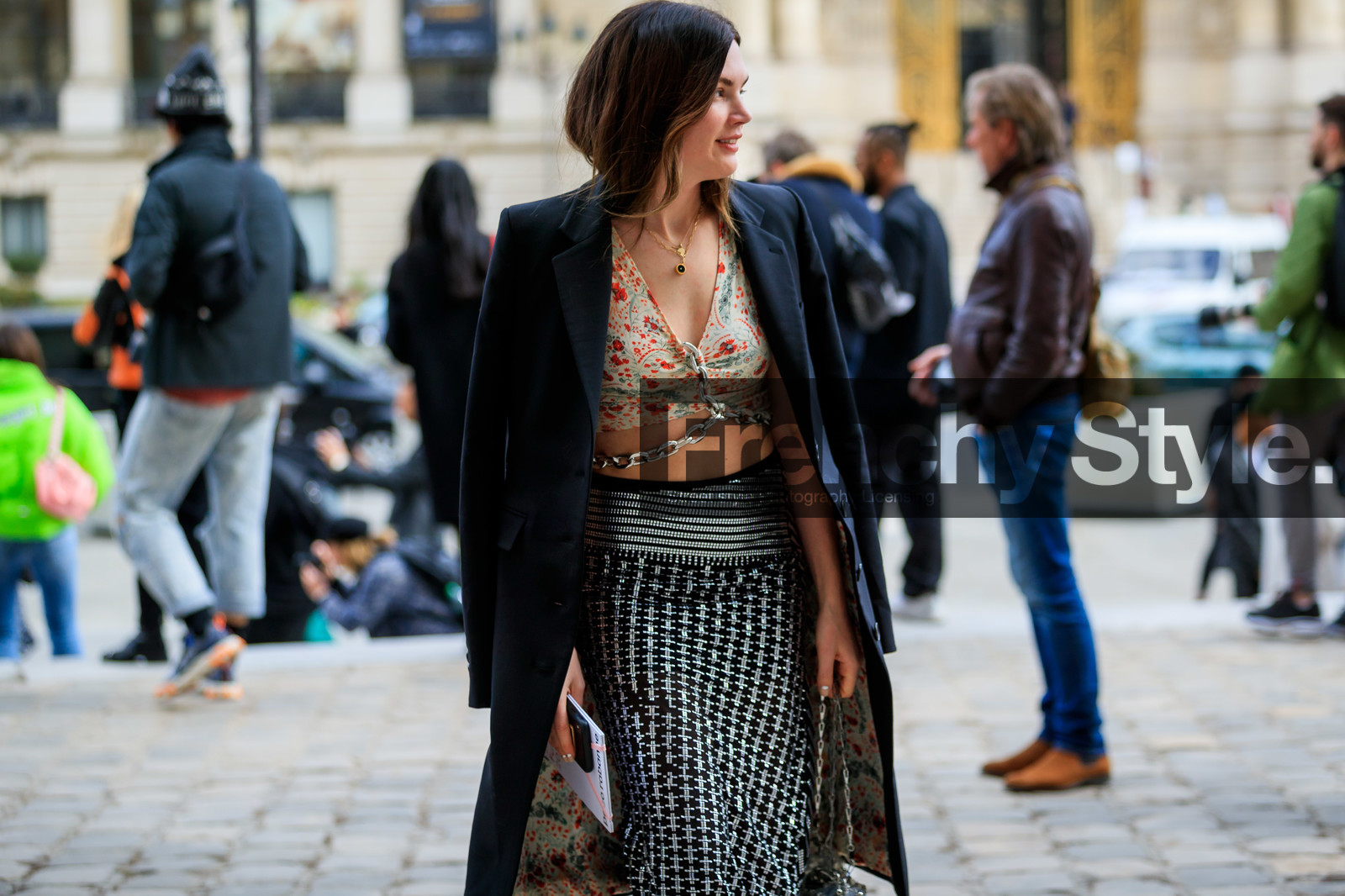 beige top, black coat, black skirt, crop top, glitter, graphic skirt, harness, madelynn furlong, over the shoulder, paco rabanne, printed skirt, printed top, sequined skirt, shiny skirt, PARIS, PFW, street style, jonathan paciullo, FW, frenchystyle, fashion week, AUTUMN WINTER 2019-2020, AW 19-20, FALL WINTER 2019-2020, FW 19-20, horizontal, atmosphere details, detail