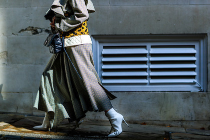atmosphere details, black bag, checked dress, corset, detail, fashion week, floral, flowers, frenchystyle, FW, graphic dress, grey dress, high heels, horizontal, jonathan paciullo, leather bag, leather shoes, LFW, LONDON, maiko shibata, printed dress, ruffles, SPRING SUMMER 2018, SS 18, street style, white boots