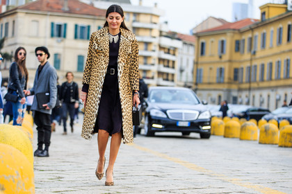 animal print, atmosphere details, AUTUMN WINTER 2016-2017, AW 16-17, belted dress, black bag, black belt, black dress, FALL WINTER 2016-2017, fashion week, frenchystyle, full length, fur coat, FW, FW 16-17, giovanna battaglia, high heels, horizontal, jonathan paciullo, leather bag, leather belt, leather shoes, leopard print, LFW, LONDON, MENSWEAR, mini bag, street style