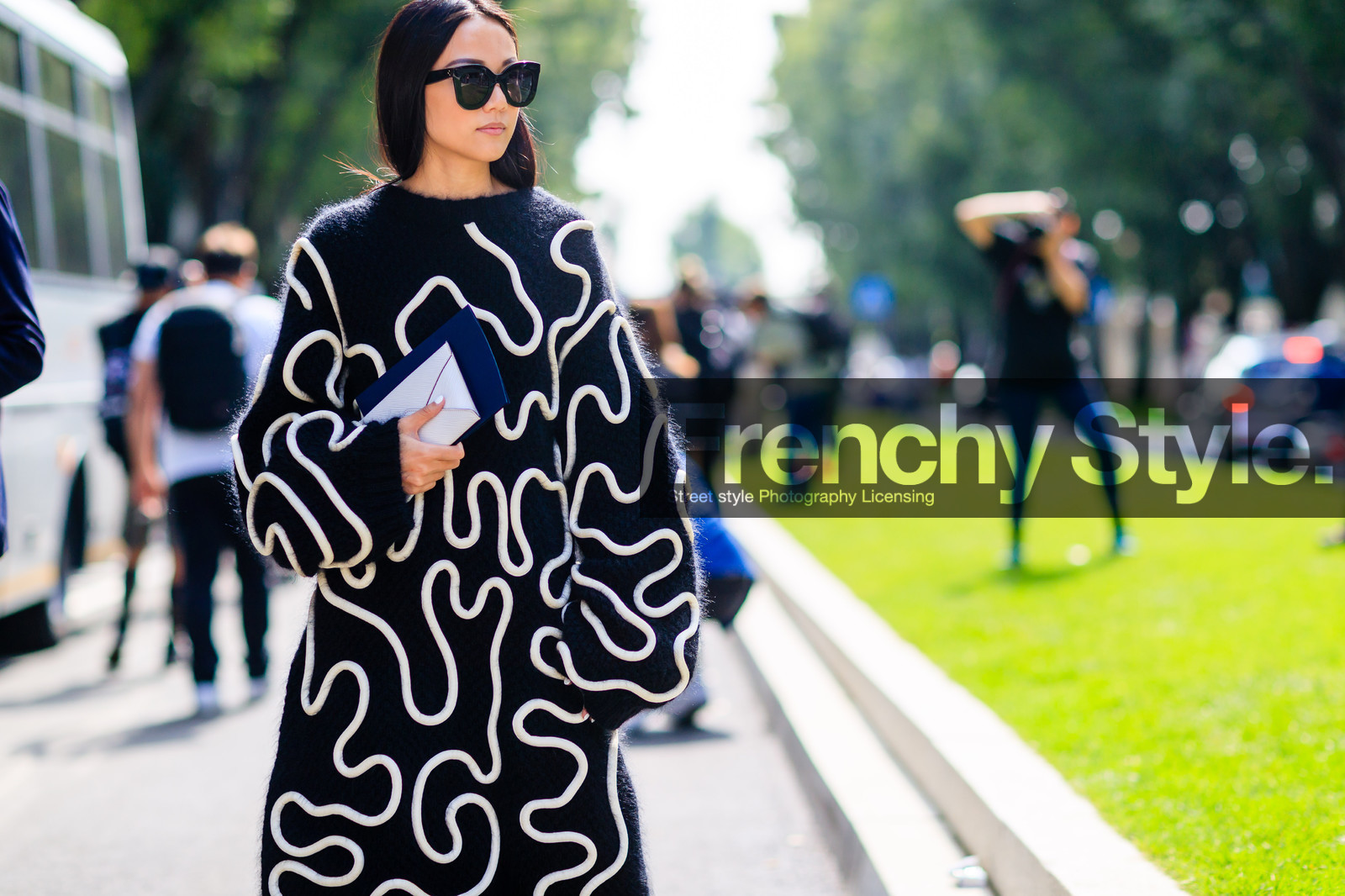 atmosphere details, black sweater, detail, fashion week, frenchystyle, FW, horizontal, jonathan paciullo, MFW, MILAN, printed dress, SPRING SUMMER 2017, SS 17, street style, sunglasses, sweater dress, yoyo cao