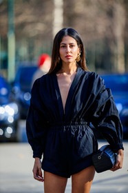 black bag, black romper, earrings, leather bag, tone on tone, total look black, gilda ambrosio, MILAN, MFW, fashion week, frenchystyle, FW, jonathan paciullo, street style, AUTUMN WINTER 2019-2020, AW 19-20, FALL WINTER 2019-2020, FW 19-20, vertical, atmosphere details, detail