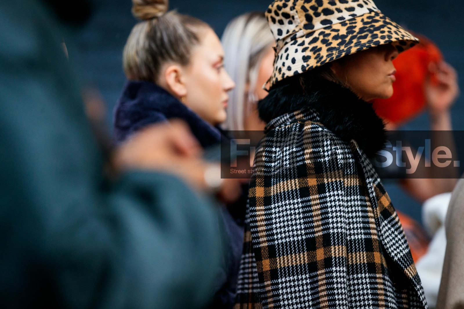 leopard printed hat, black coat, fur coat, checked coat, brown coat, close up detail, fashion week, frenchystyle, FW, jonathan paciullo, street style, AUTUMN WINTER 2020-2021, FALL WINTER 2020-2021, FW 20-21, horizontal, atmosphere details, detail, NYFW, NEW YORK